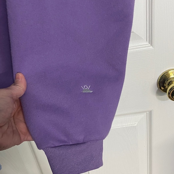 Purple Heavy Weight Crewneck Sweatshirt with Friends Charms Embroidered 2XL - Picture 6 of 16